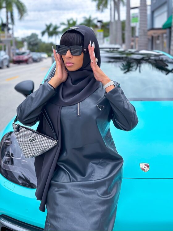 QUEEN P BLACK HIJAB - Image 3