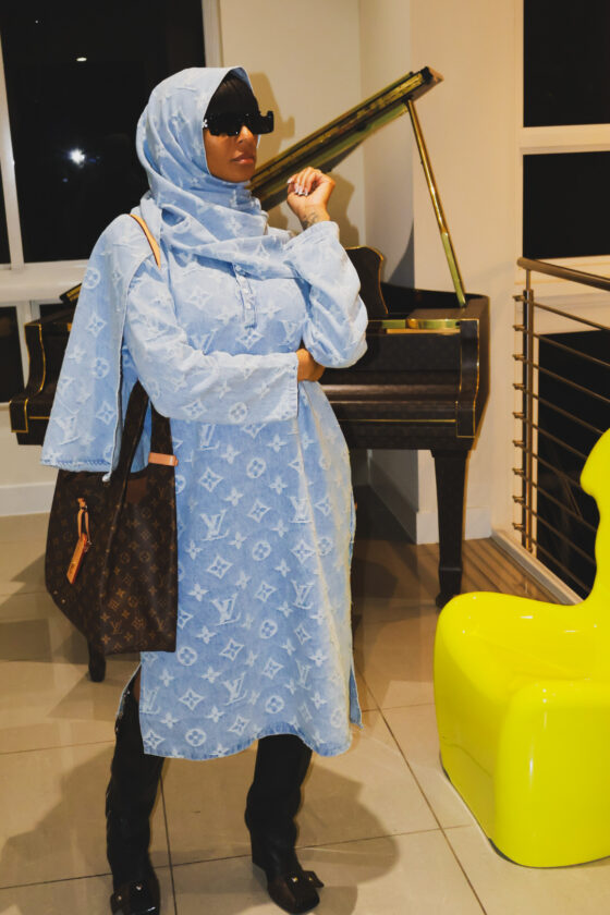 QUEEN LOUIS DISTRESSED DENIM HIJAB - Image 2