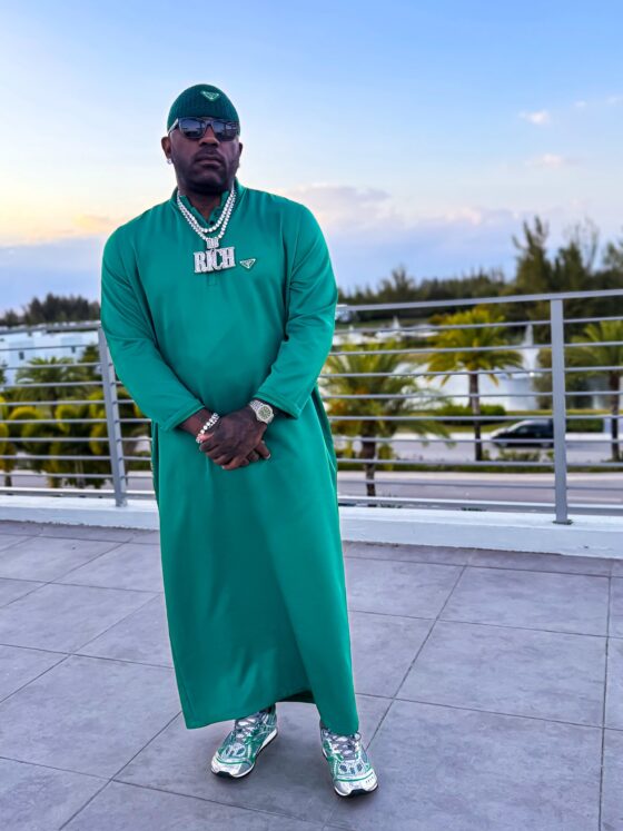 KING P GREEN FULL LENGTH - Image 4