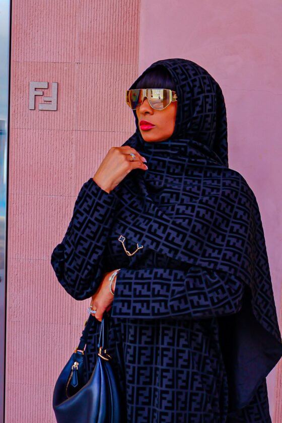QUEEN FF BLACK HIJAB - Image 2