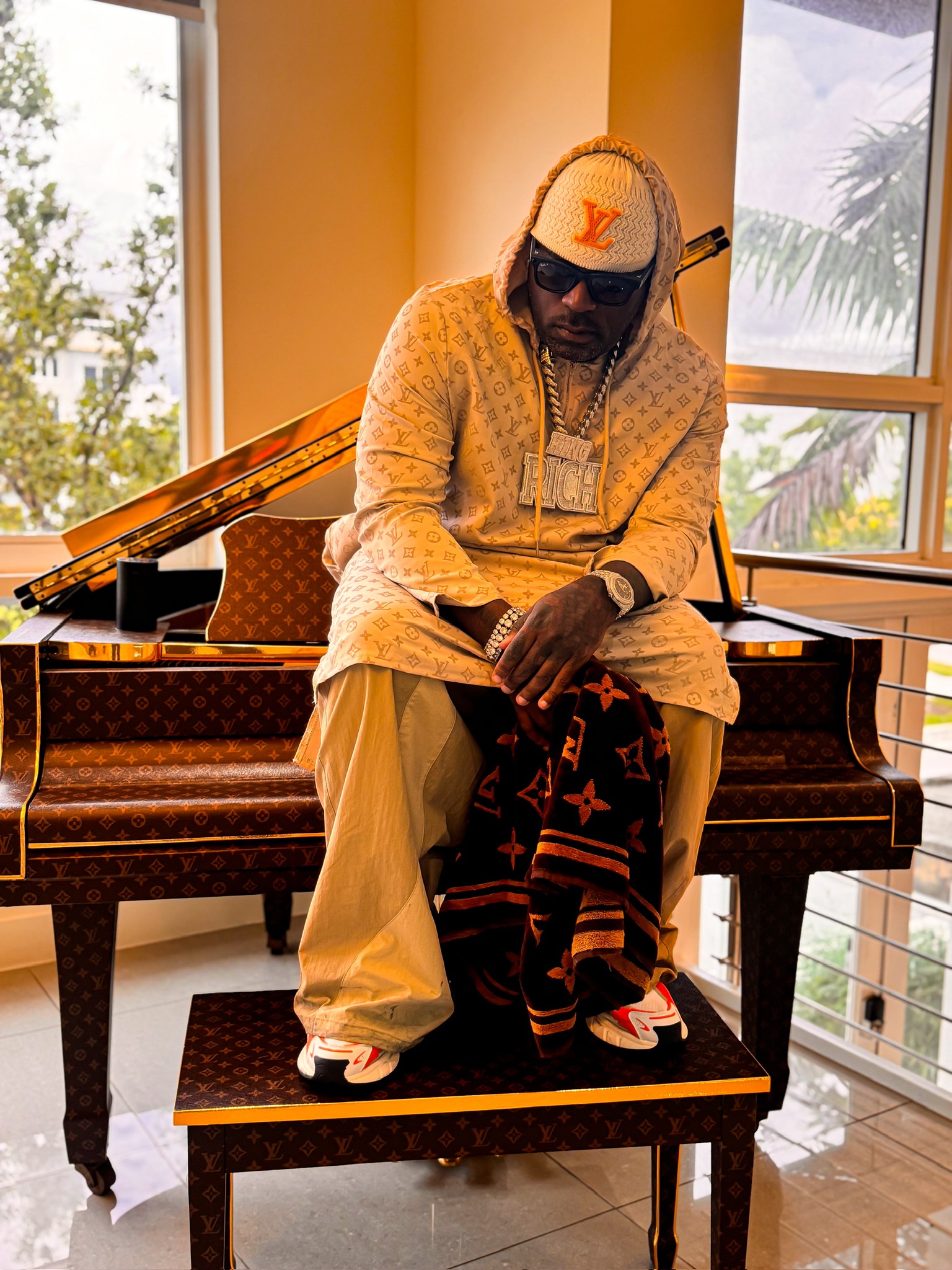 KING LOUIS COPPER KUFI - Image 3